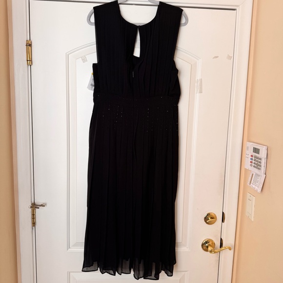 Karl Lagerfeld Paris Chiffon Embellished Midi Dress Black Pleated Womens 12 - Picture 5 of 17